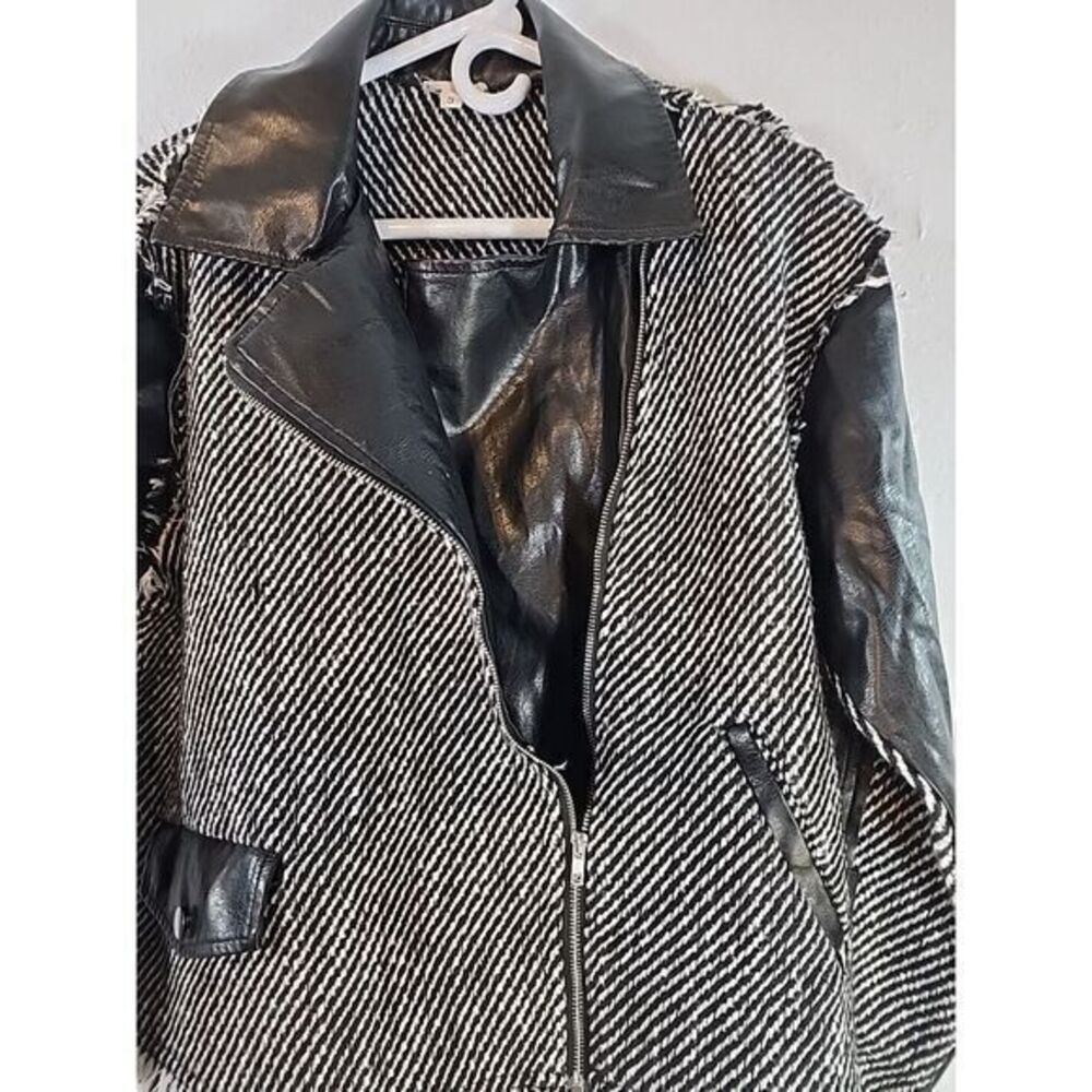 POL Clothing Women's Black White Tweed Leather Crop Jacket Small
